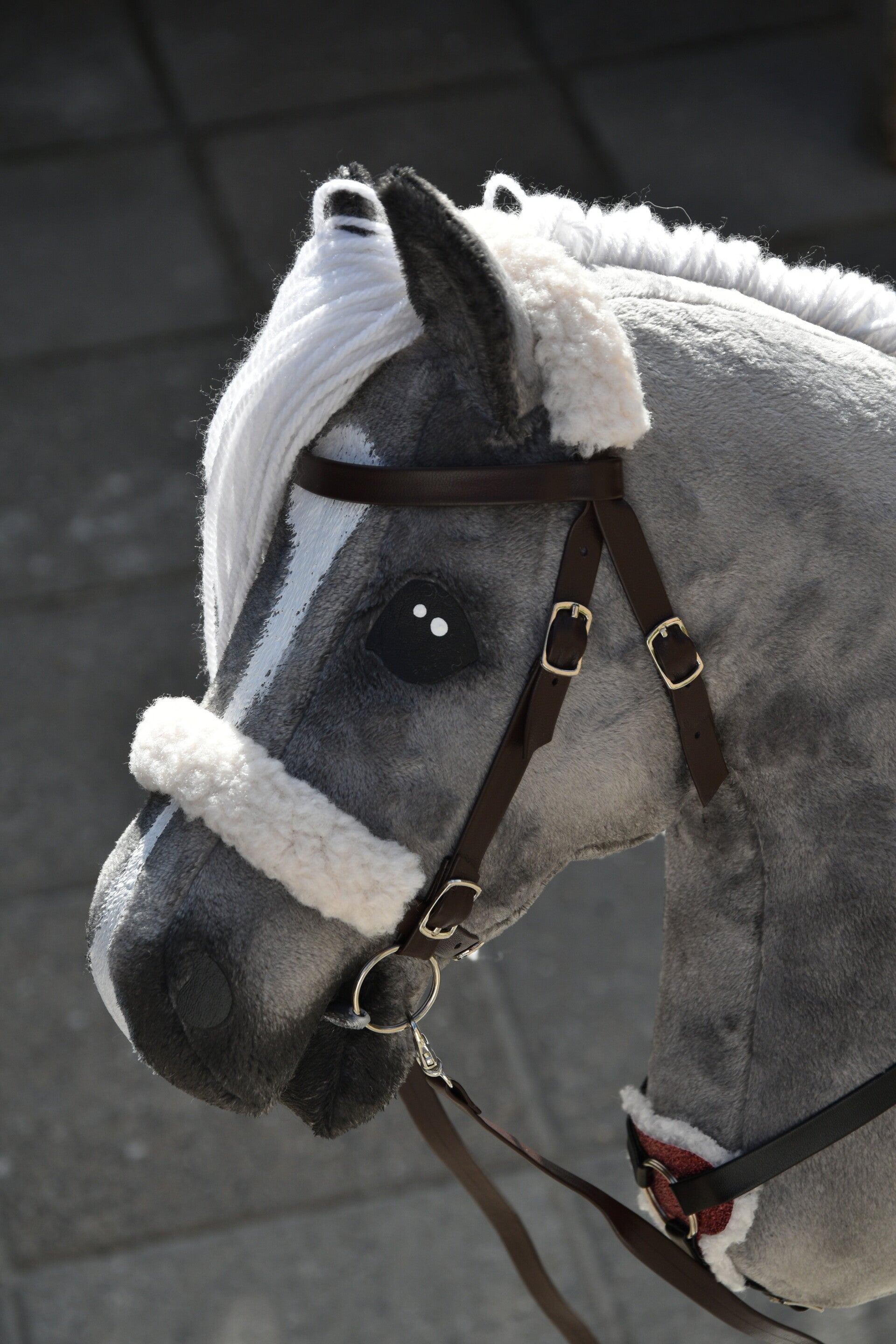 IW fur bridle deal- brown-white