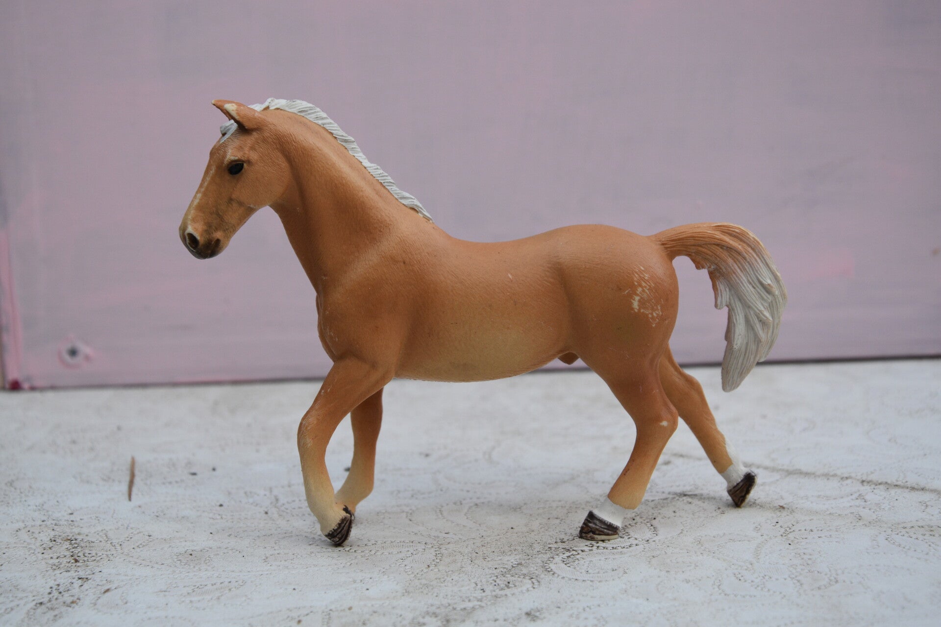 schleich trakehner hengst exclusive 83023