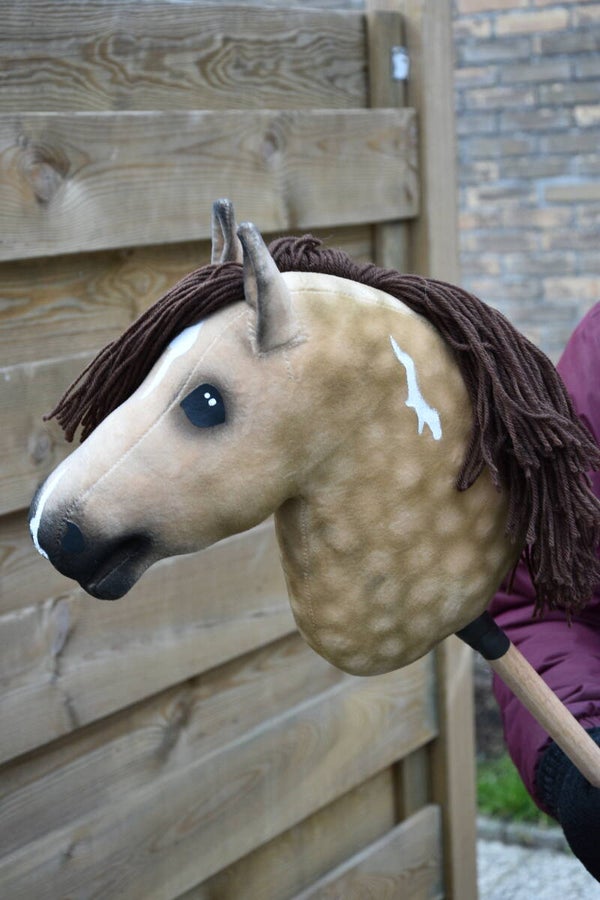 IW budgethobbyhorse size S-M 07