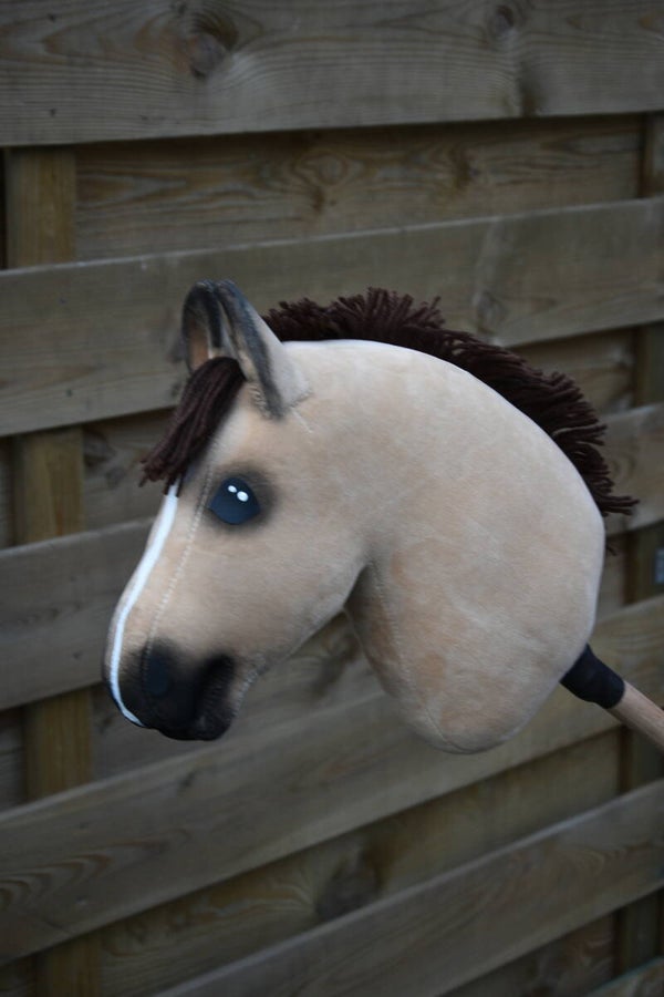 IW budgethobbyhorse size S-M 09