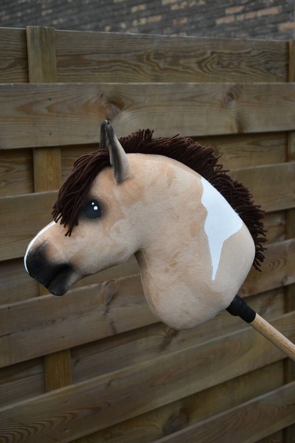 IW budgethobbyhorse size S-M 16