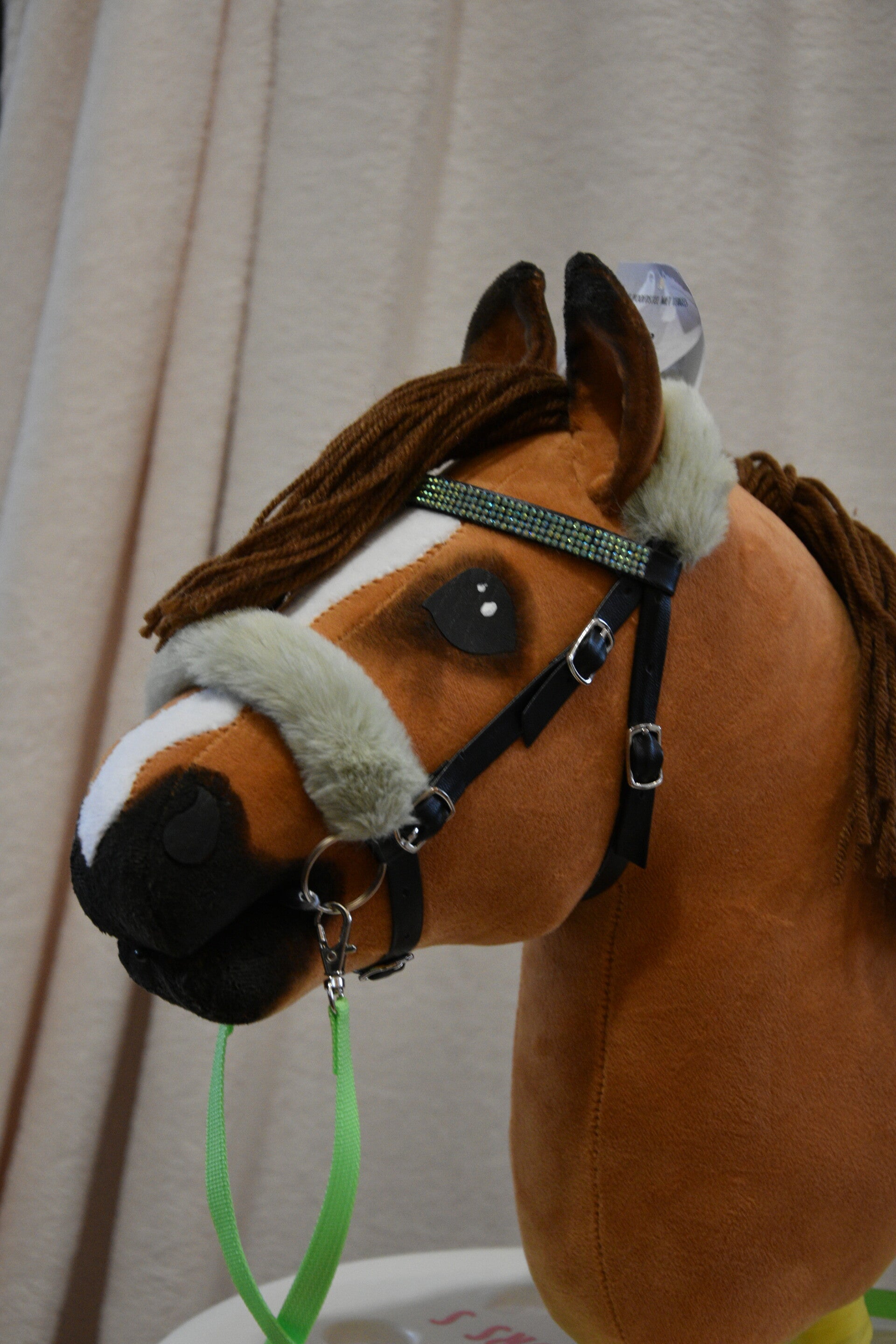 IW fur bridle deal - Pistache