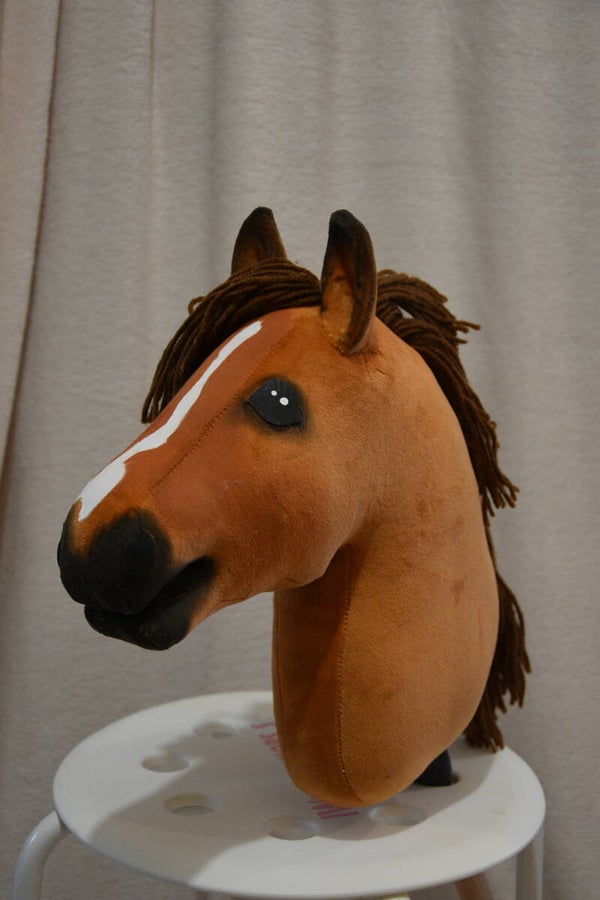 IW budgethobbyhorse size S-M chestnut