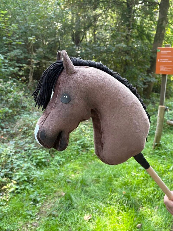 IW hobbyhorse size M - Cosmo