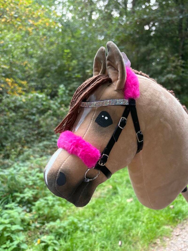IW hot pink fir bridle -S-M budget