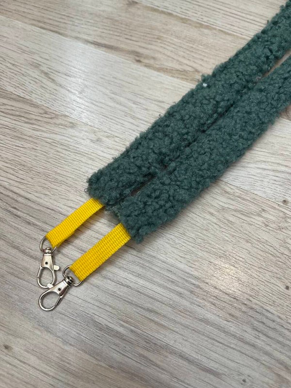 IW fur reins yellow- green