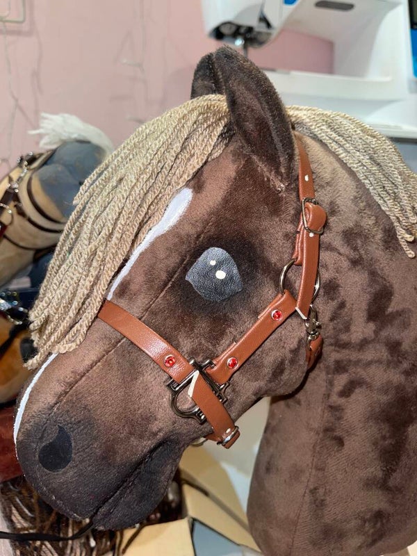 IW deep brown red glitter leather halter size M