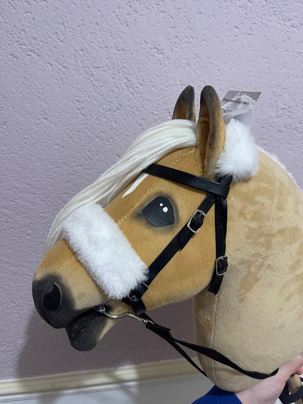 IW fur bridle- Size S-M- White fluffy