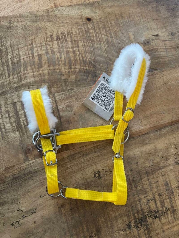 IW fur halter -yellow white