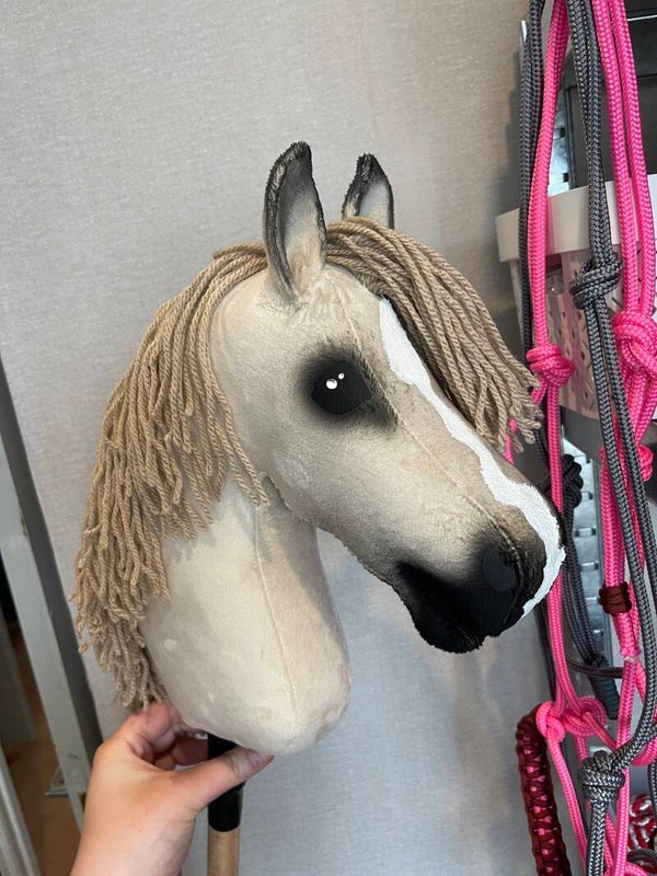 IW hobbyhorse size XS