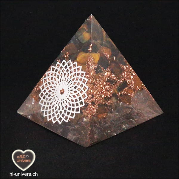 Pyramide en orgonite Oeil de Faucon + Cristal de roche - Symbole de Fleur Torus Yantra / 5.5 à 6 CM Largeur, 7 CM Hauteur