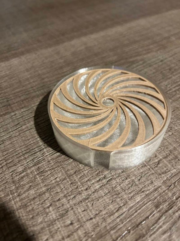 Socle avec recuperateur d’eau