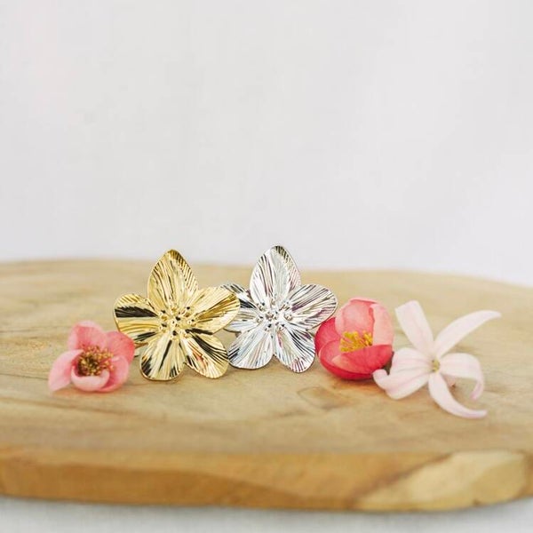 Big flower ring goud
