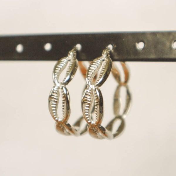 Sea shell oorbellen zilver