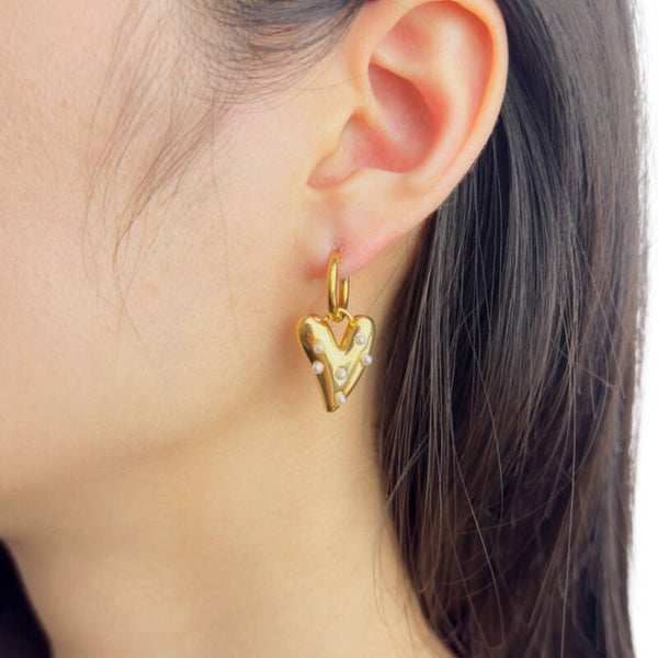 Pearl heart oorbellen zilver