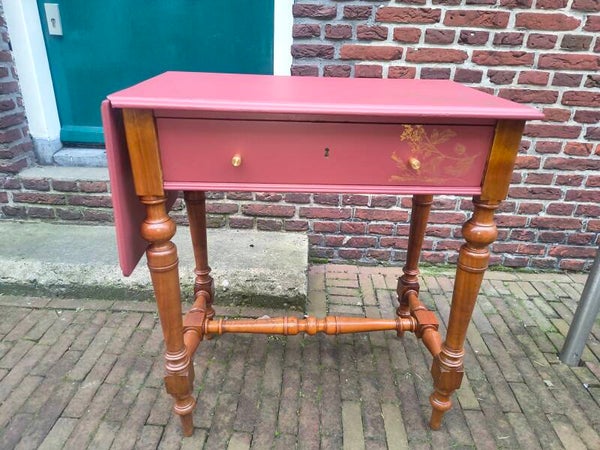 Bijzettafel met uitklapbaar blad