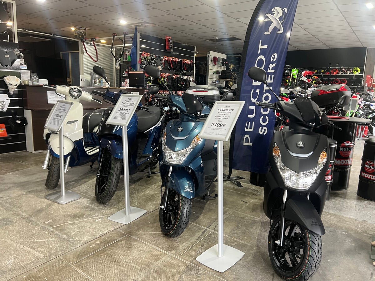SCOOTER MAXISCOOT & SCOOTER ÉLECTRIQUE / BOUTIQUE | MOTO PASSION 81