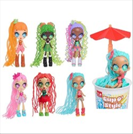 made-2-order-cup-ostyle-poupee-10cm-avec-accessoires-9-5x12cm-assortis-en-presentoir-6-standard.png