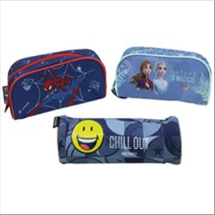 undercover-trousse-22cm-3-assortis-spiderman-frozen-emoji-standard-94a877.png