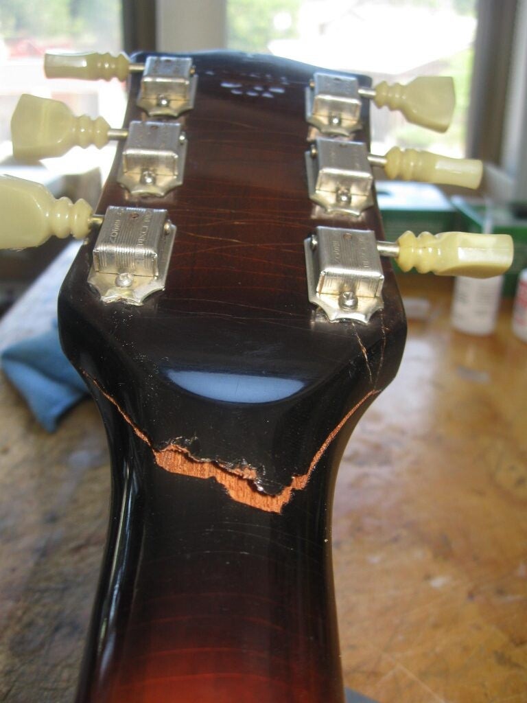 Herstellen van kop of hals breuk.