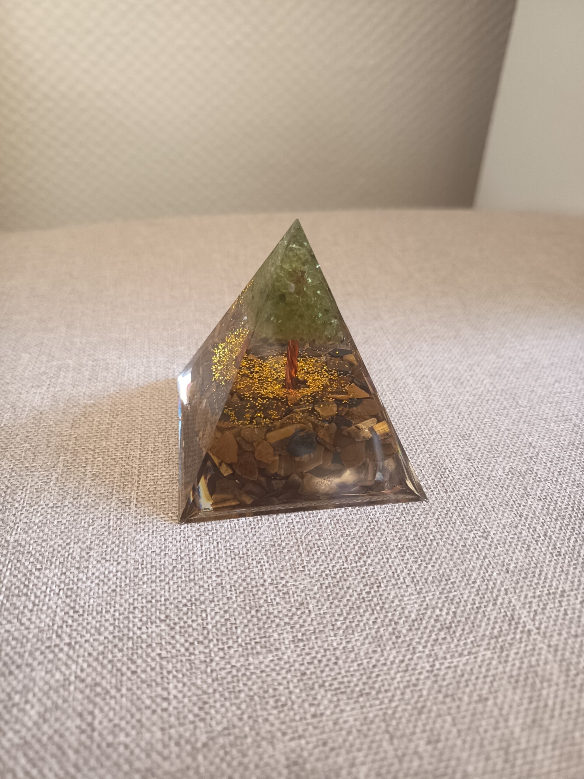 Orgonite arbre aventurine verte - oeil de tigre