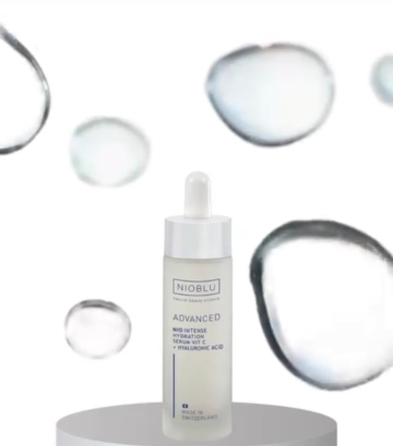 NIOBLU Serum voor intense hydratatie VIT C + Hyaluronzuur (glazen flacon 30ml)