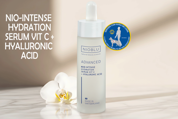 NIOBLU Serum voor intense hydratatie VIT C + Hyaluronzuur (glazen flacon 30ml)
