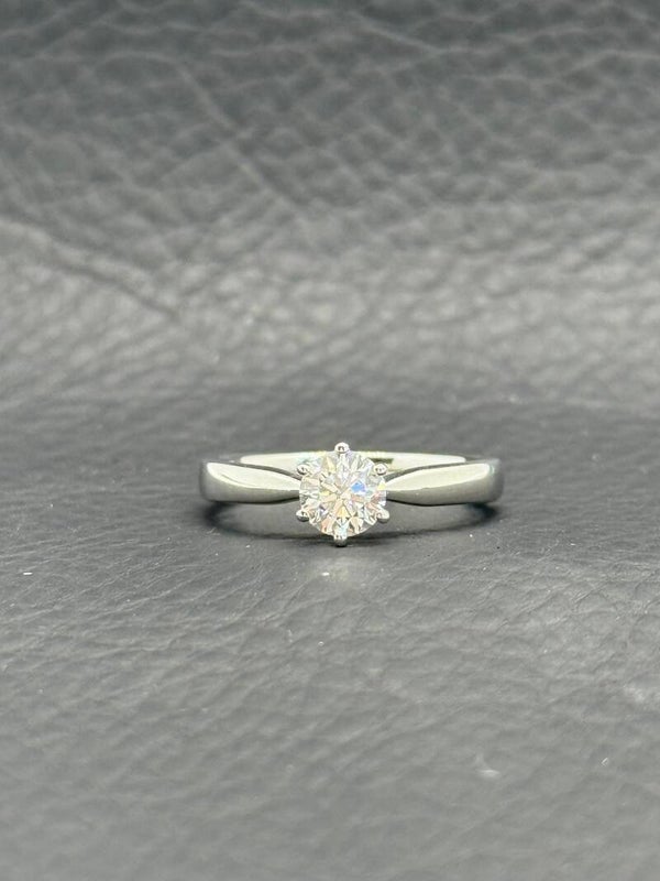 DIAMOND ENGAGEMENT RING