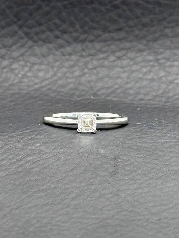 ASSCHER CUT ENGAGEMENT RING