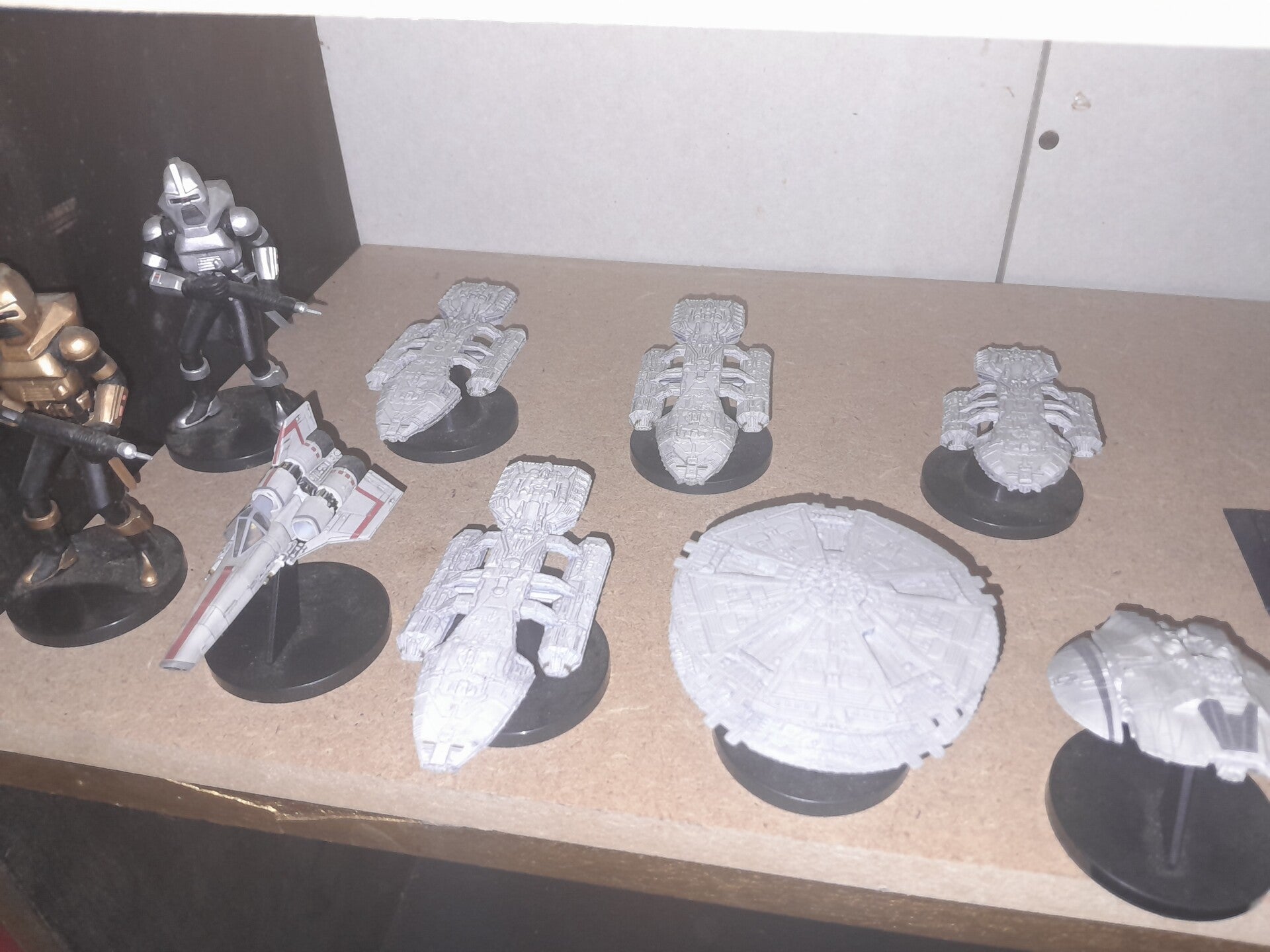 Voitures et véhicules miniatures