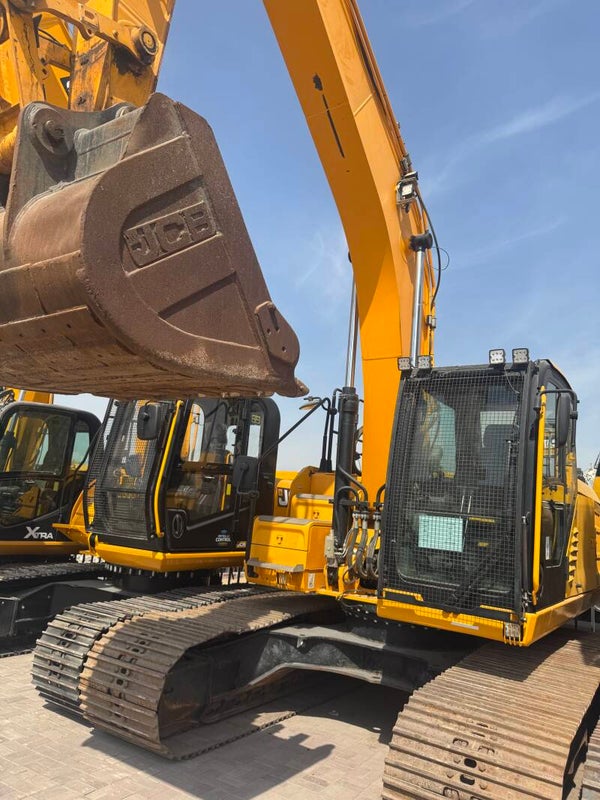 JCB 220 UK EXCAVATOR