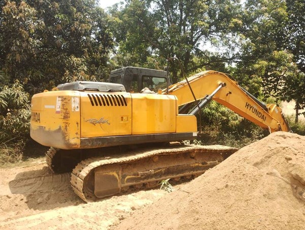 HYUNDAI ROBEX 215L 2014