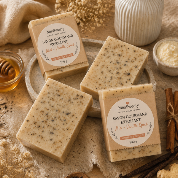 DOUCEUR Miel & Thé Noir Savon artisanal – Exfoliant Doux & Éclat