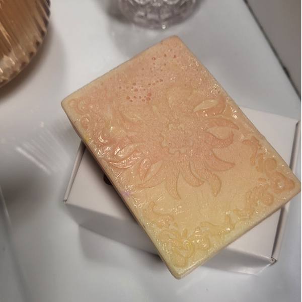 🧡 Savon Artisanal "Soleil Mandarine & Monoï"