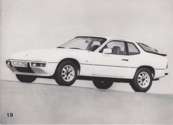 Porsche 924, press photo, Dutch, c1985