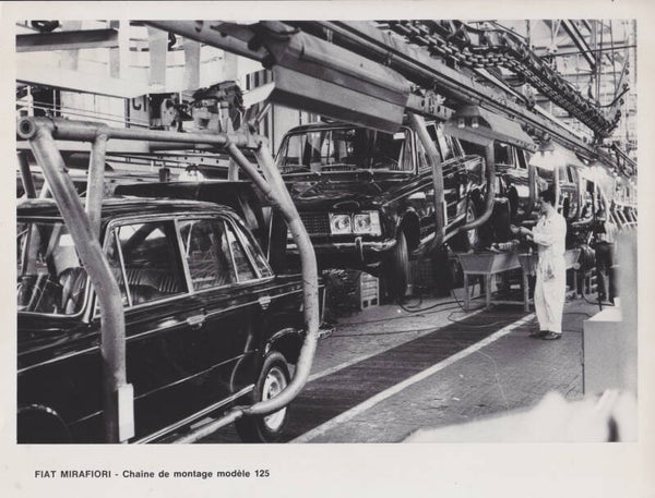 Fiat 125 production line Mirafiori, press photo, Italy, 1967