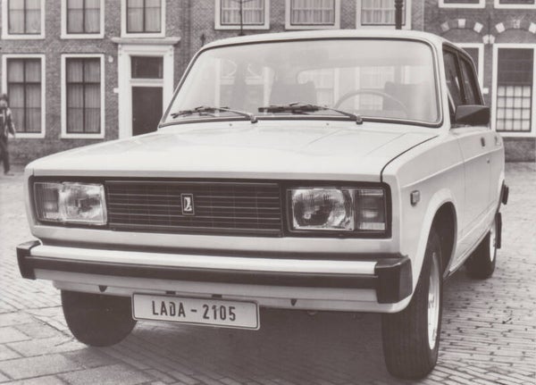 Lada 2105 Sedan, press photo, Dutch, c1981