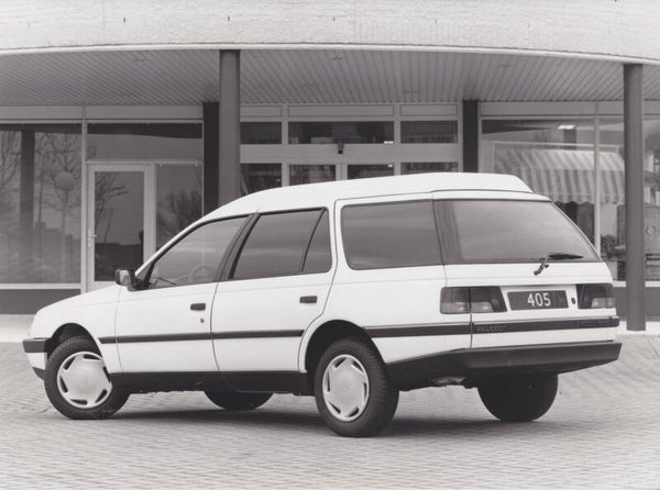 Peugeot 405 Van, press photo, Dutch, 1988