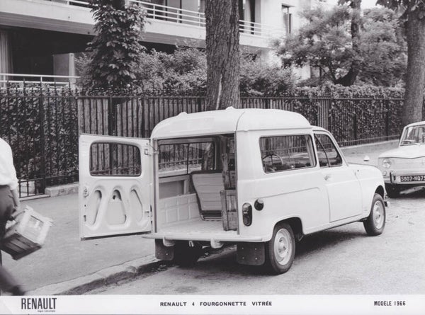 Renault 4 Fourgonette Vitrée, press photo, France, 1966