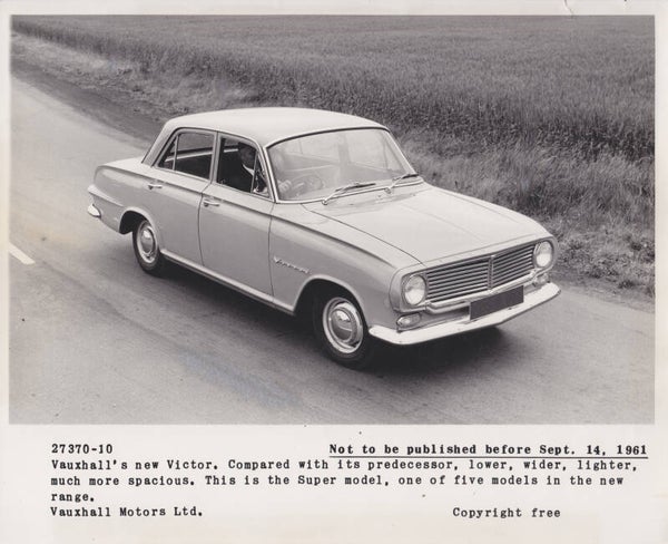 Vauxhall Victor Saloon, press photo, UK, 9/1961