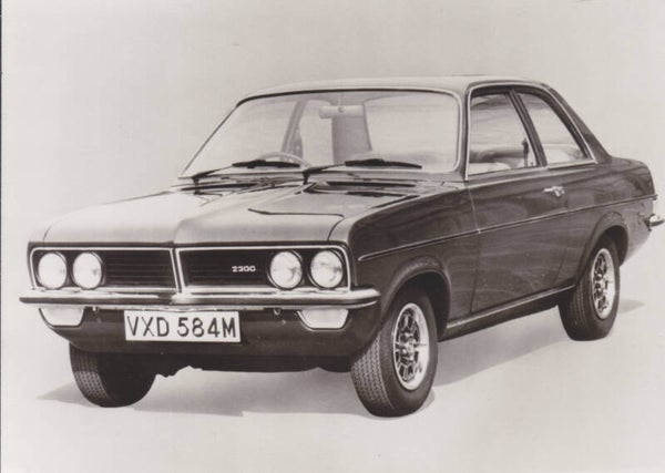 Vauxhall Magnum 2300 Saloon 2-Door, press photo, A6-size, UK, c1974
