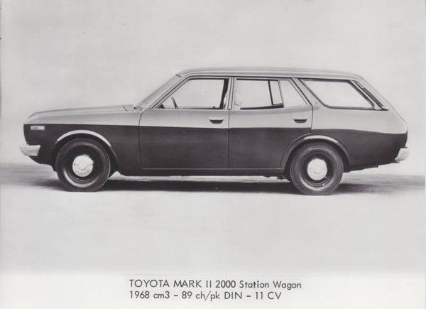 Toyota Mark II 2000 Station Wagon, press photo, Japan, c1975