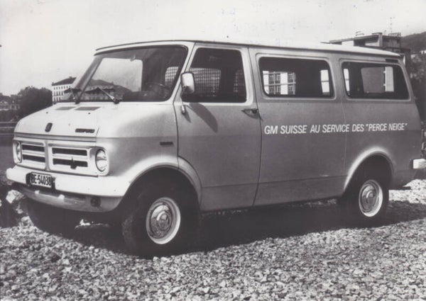 Bedford CF Kombi, press photo, Dutch, 1974