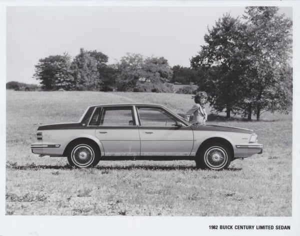 Buick Century Limited Sedan, large press photo, USA, 1982