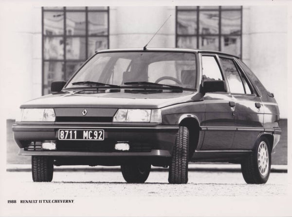Renault 11 TXE Cheverny, press photo, French, 1988
