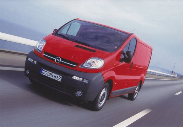 Opel Vivaro Van, press photo, Germany, 12/2001