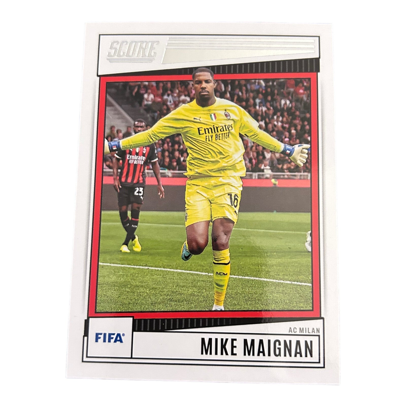 Nr.5 Mike Maignan