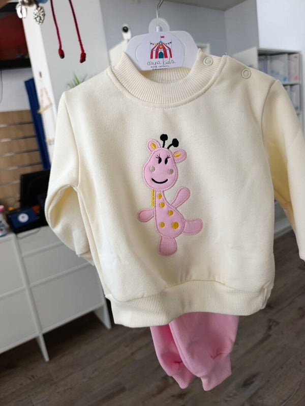 Chándal jirafa rosa