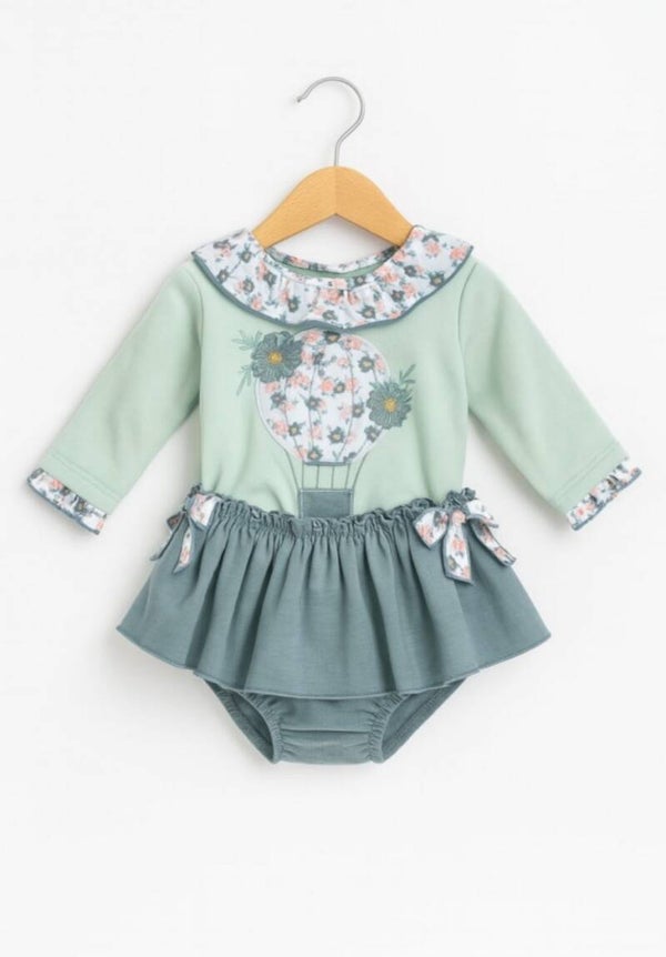 Conjunto bba globo flores