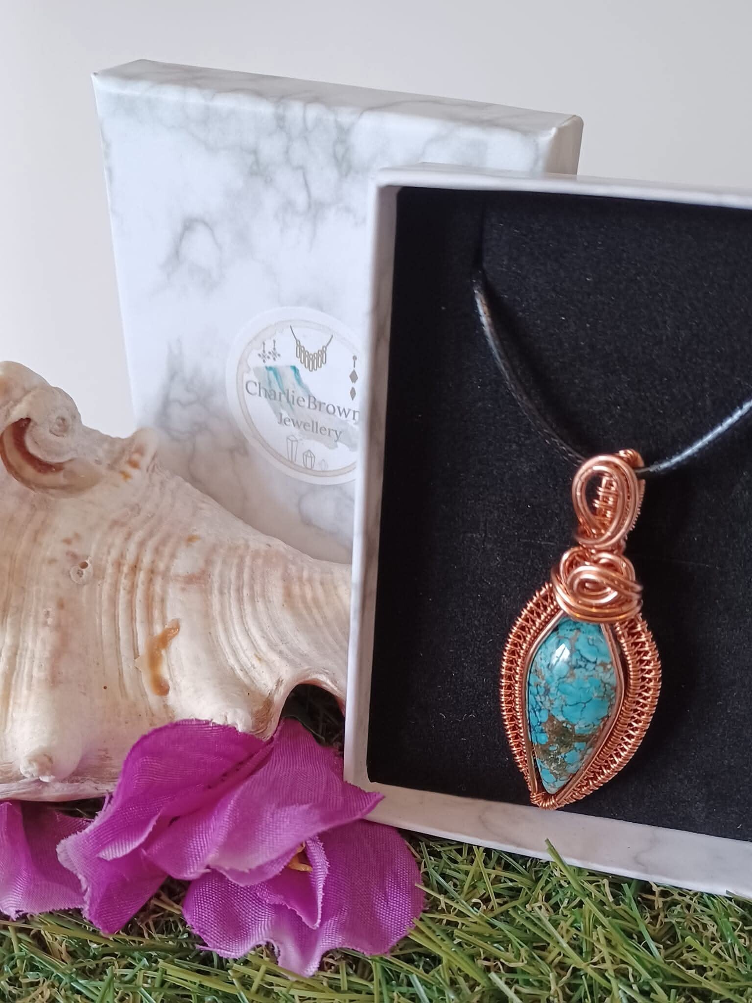 HANDMADE TURQUOISE PENDANT